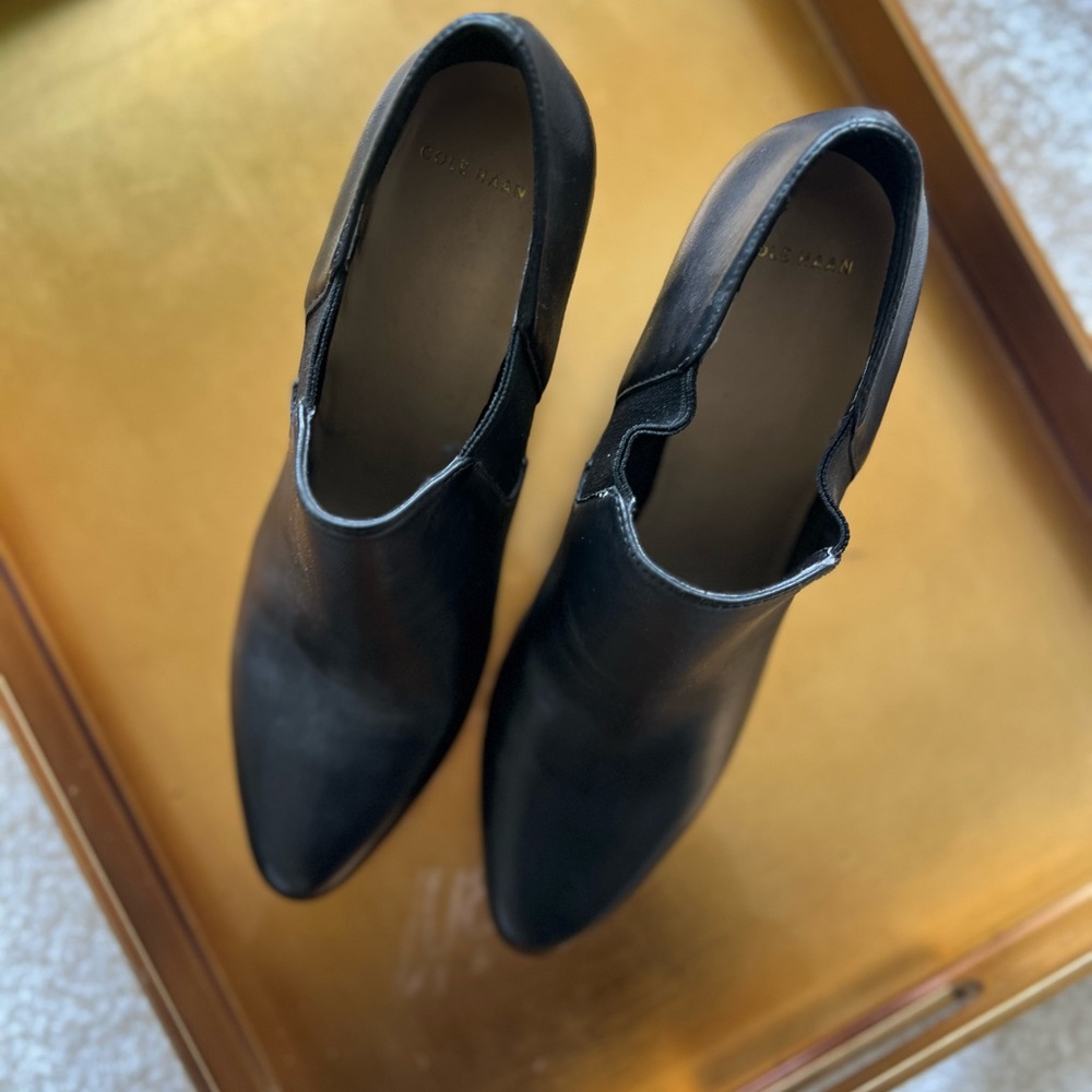 Cole Haan Black Leather Heeled Ankle Booties Pointed Toe | Size 8 - Picture 12 of 12